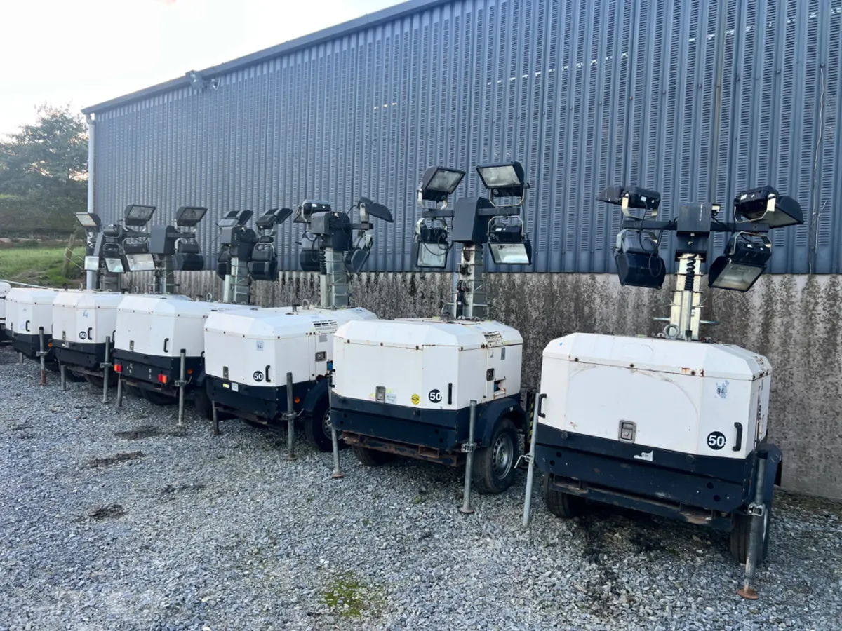 10 x Generac VB-9 lighting towers - Image 1