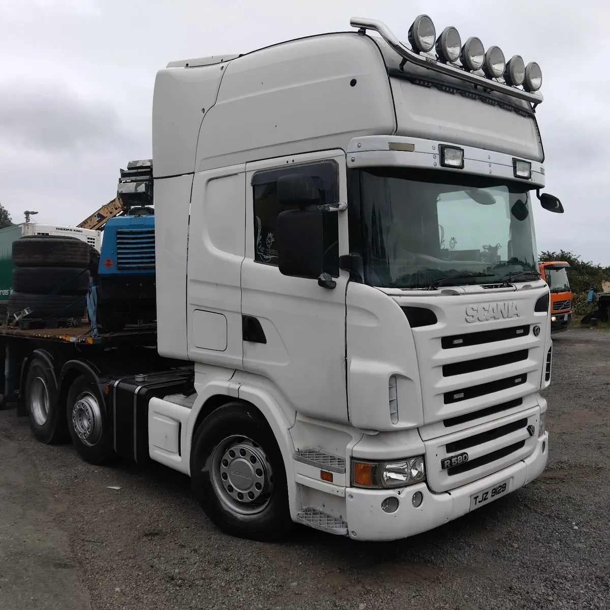 Scania R580 with tipping gear - Image 3