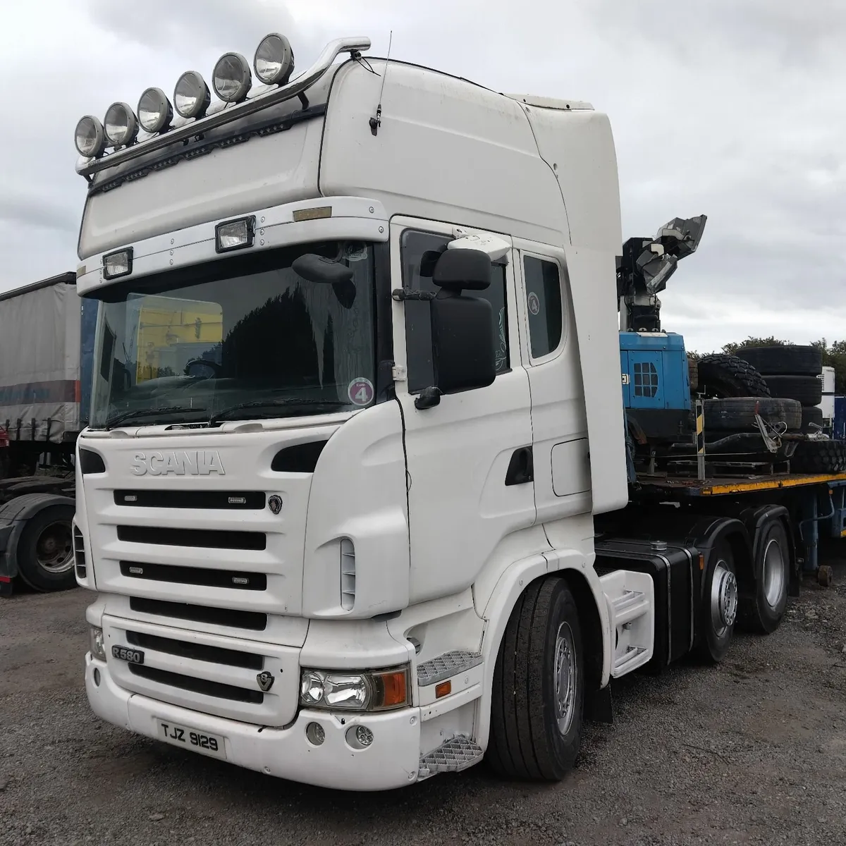 Scania R580 with tipping gear - Image 1