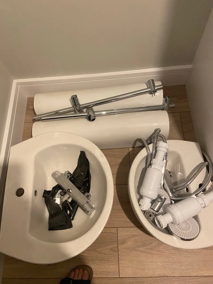 Bathroom ware