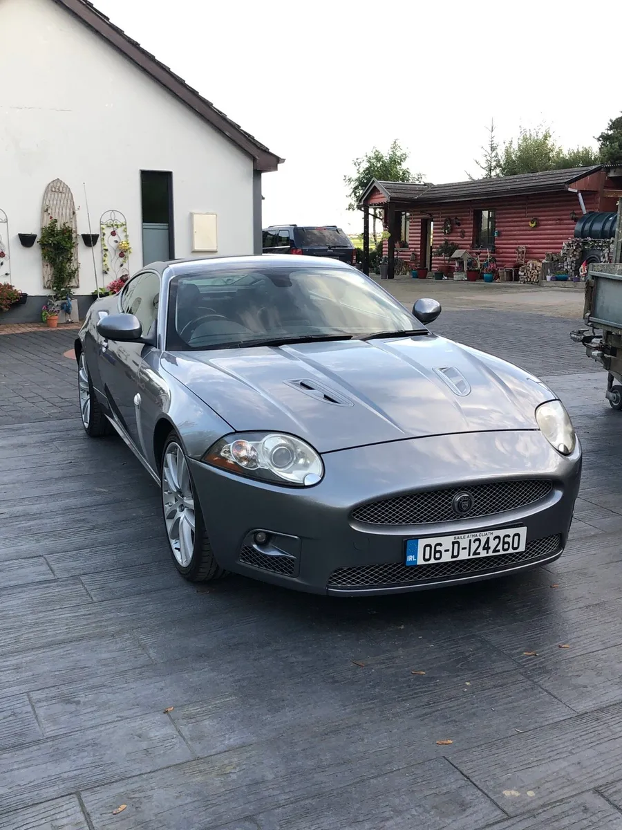 Jaguar Xkr 4.2 v8 supercharged - Image 1