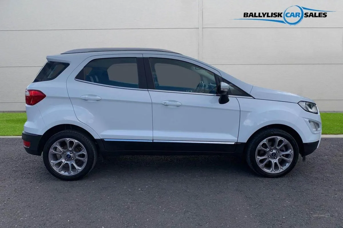 Ford EcoSport 1.0t 100PS Titanium in White With 5 - Image 3