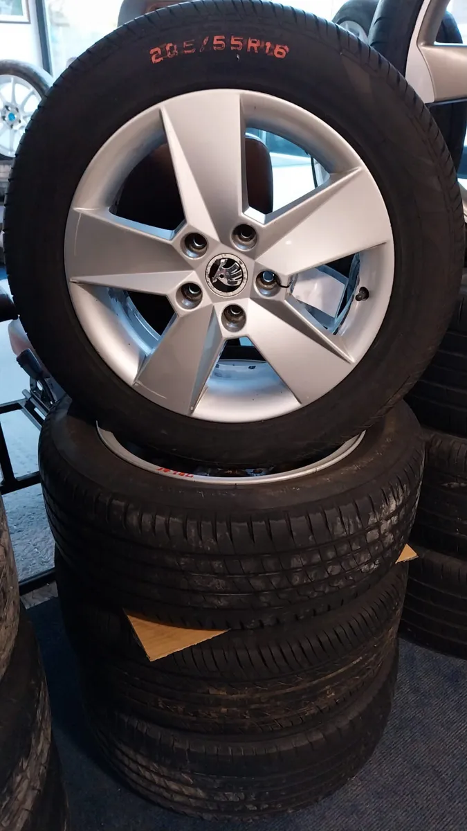 2016 Skoda Octavia 16" Alloy Wheels Set  205/55R16 - Image 2
