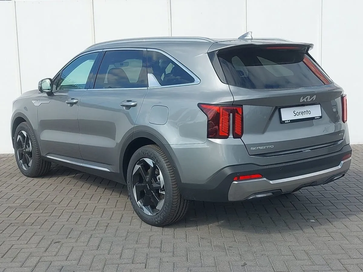 Kia Sorento 1.6 Phev SEM - Image 2