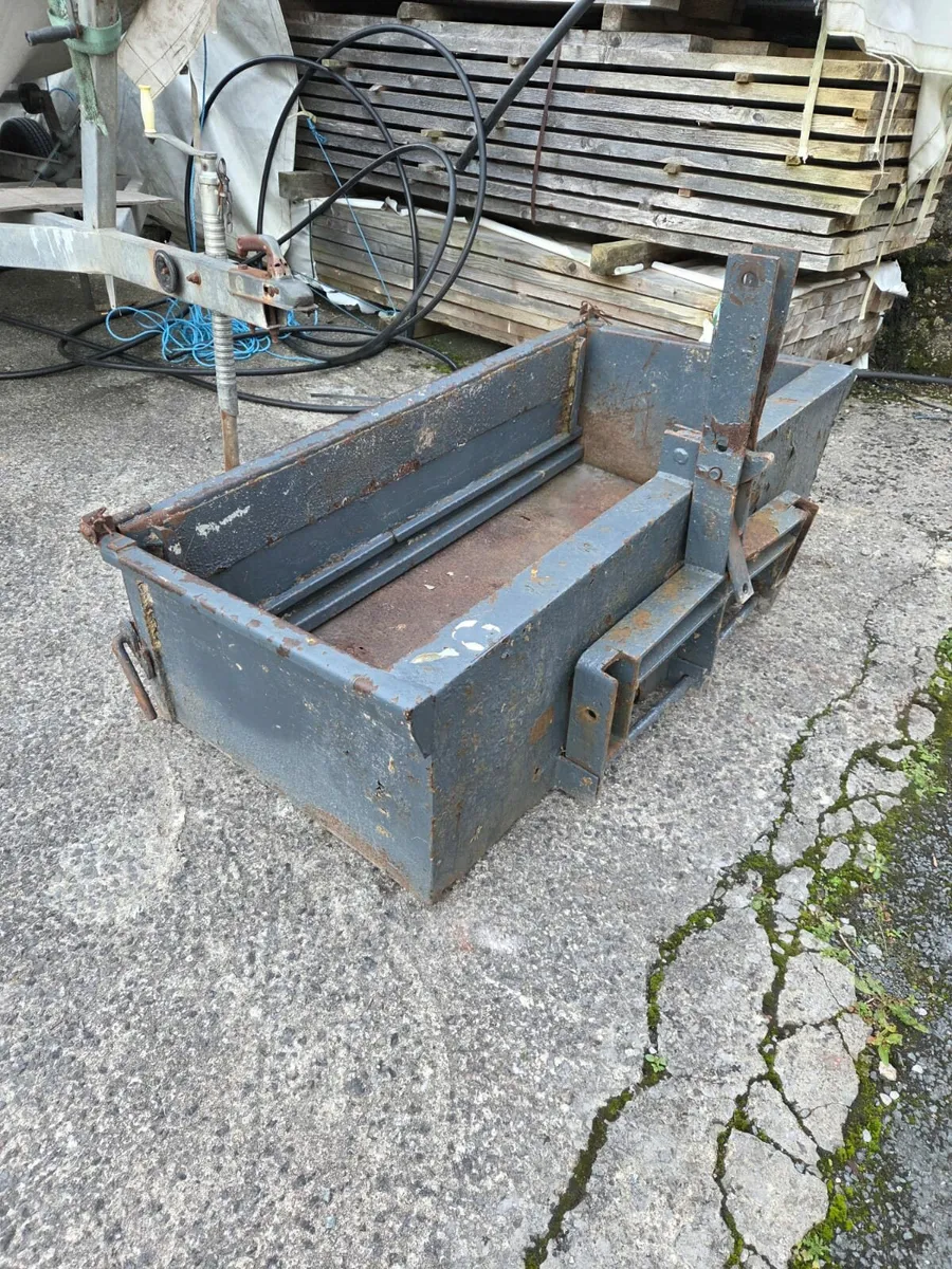 Heavy transport box - Image 1