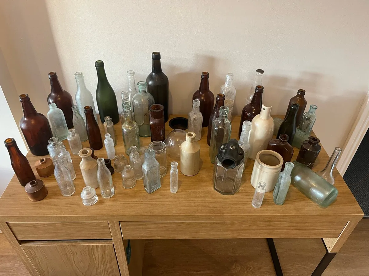Antique bottle collection (over 50 items) - Image 1