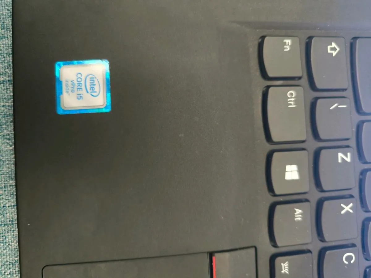Lenovo thinkpad X1 carbon 6th gen - Image 2