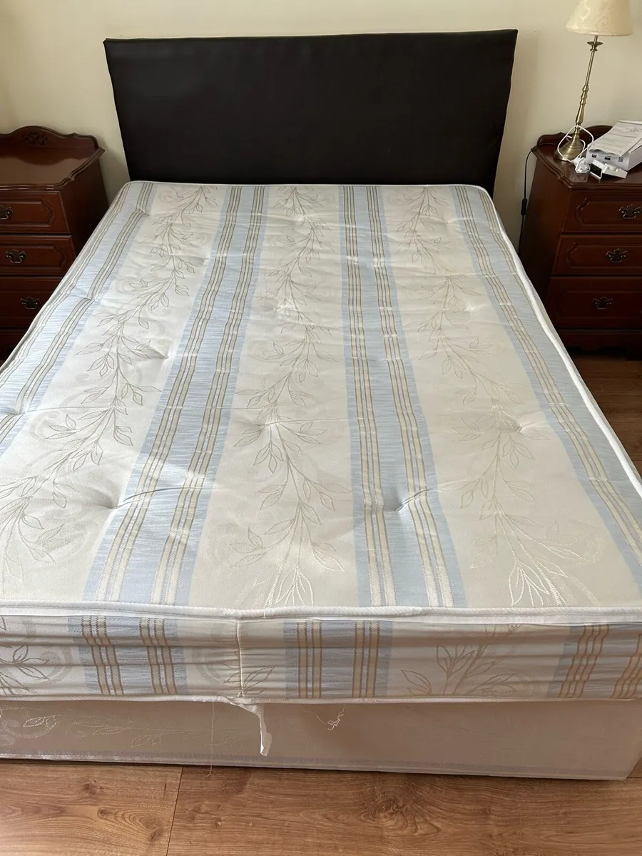 Single and double bed for sale - Image 3