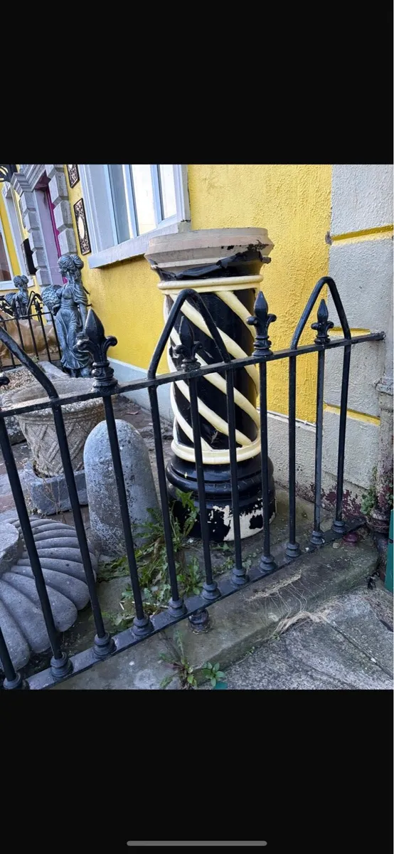 Chimney pot