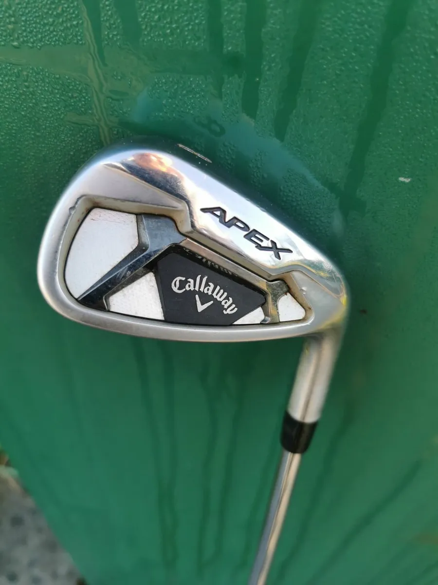 Golf irons - Image 1