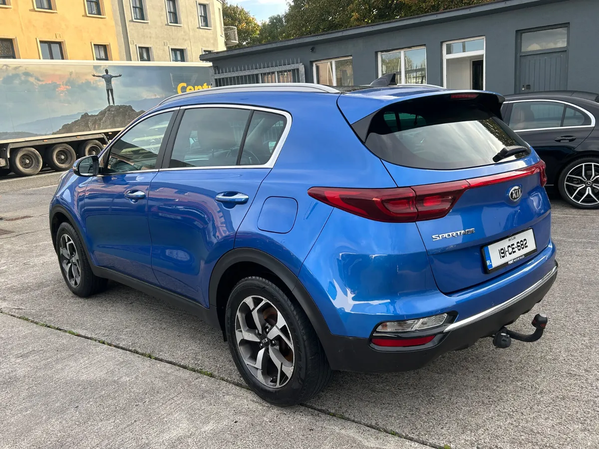19 KIA SPORTAGE 1.7D K3 - LEATHER - PAN ROOF - Image 4