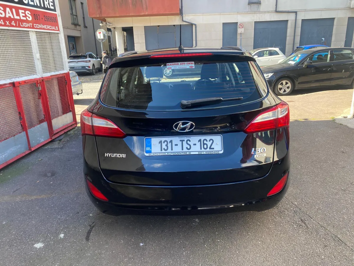 Hyundai i30 2013 - Image 2