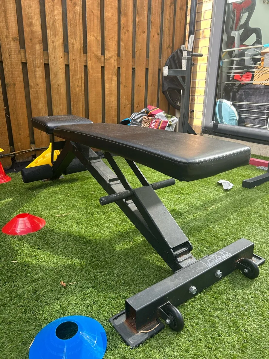 Exercise bench and squat rack - Image 1