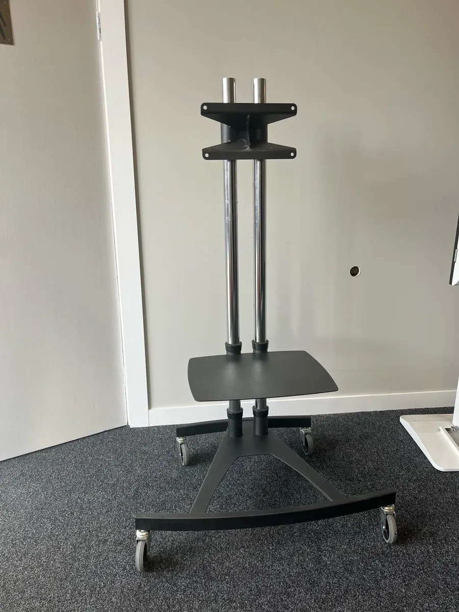 Portable tv stand / trolley - Image 1