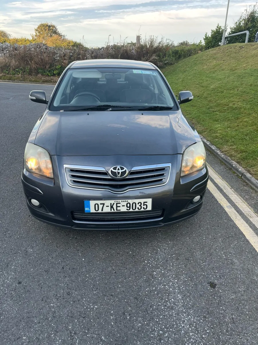 Toyota Avensis - Image 2