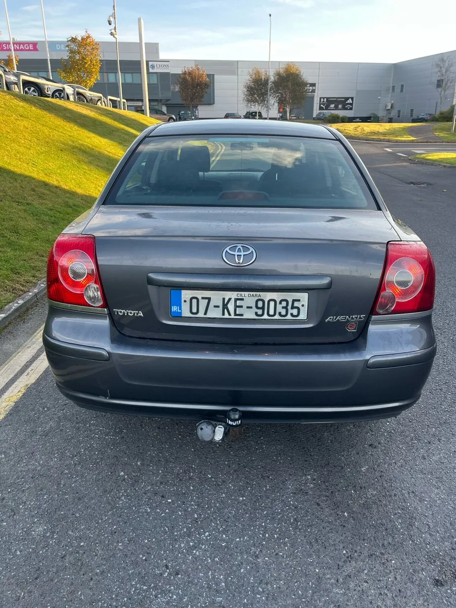 Toyota Avensis - Image 3