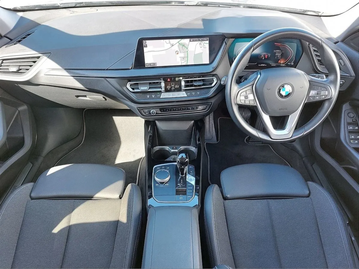 BMW 1 Series 118i Sports Hatch 5-door - Image 4