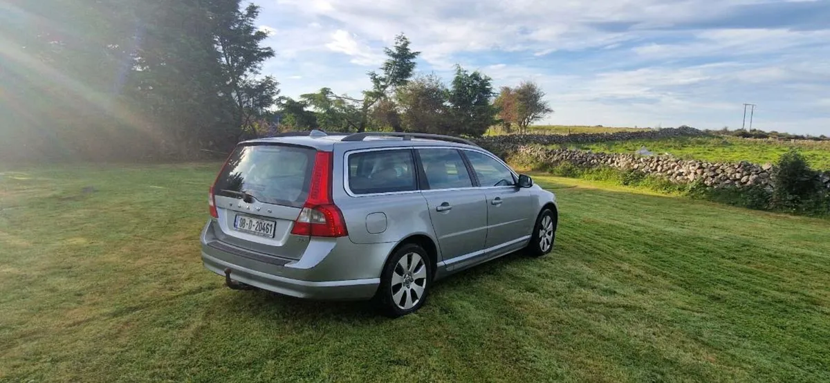 Fresh NCT - 2008 Volvo V70 Estate - Image 3