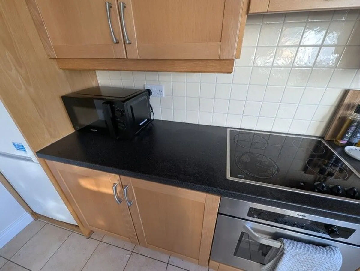 Kitchen and Appliances - Image 2
