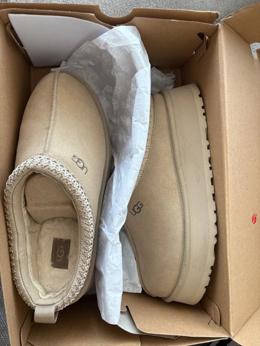 Ugg - Image 1