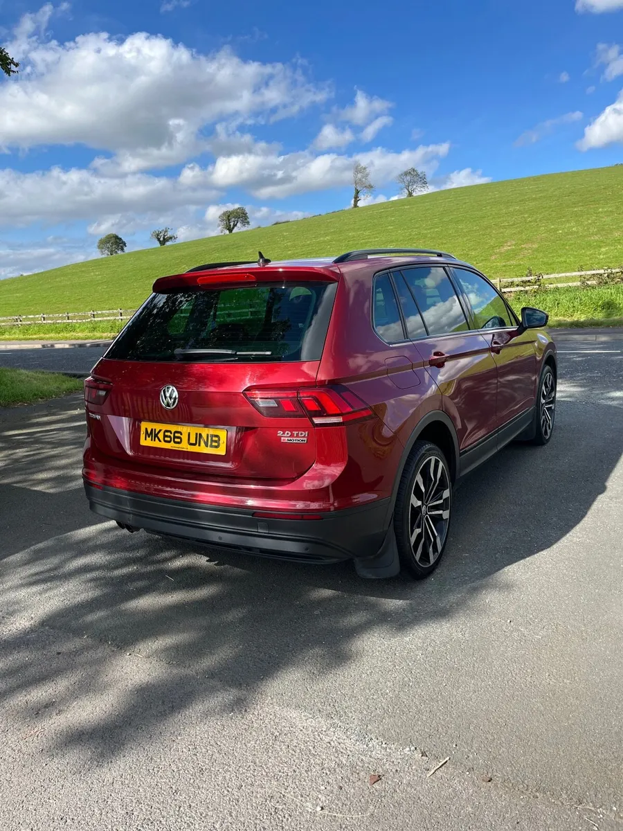 Volkswagen Tiguan 2016 - Image 3