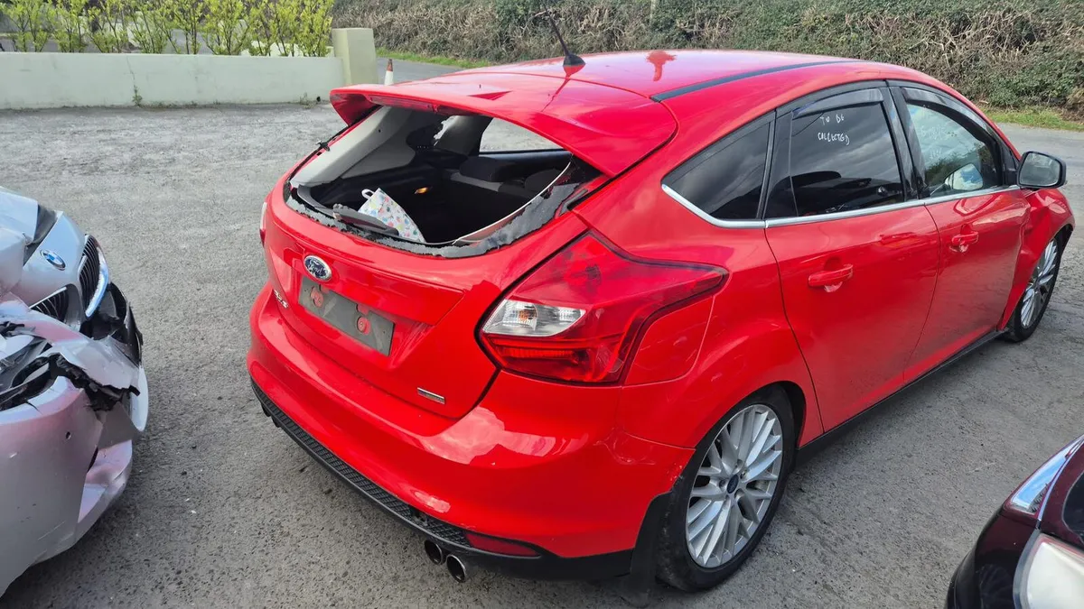2013 FORD FOCUS 1.0 PETROL FOR BREAKING - Image 3