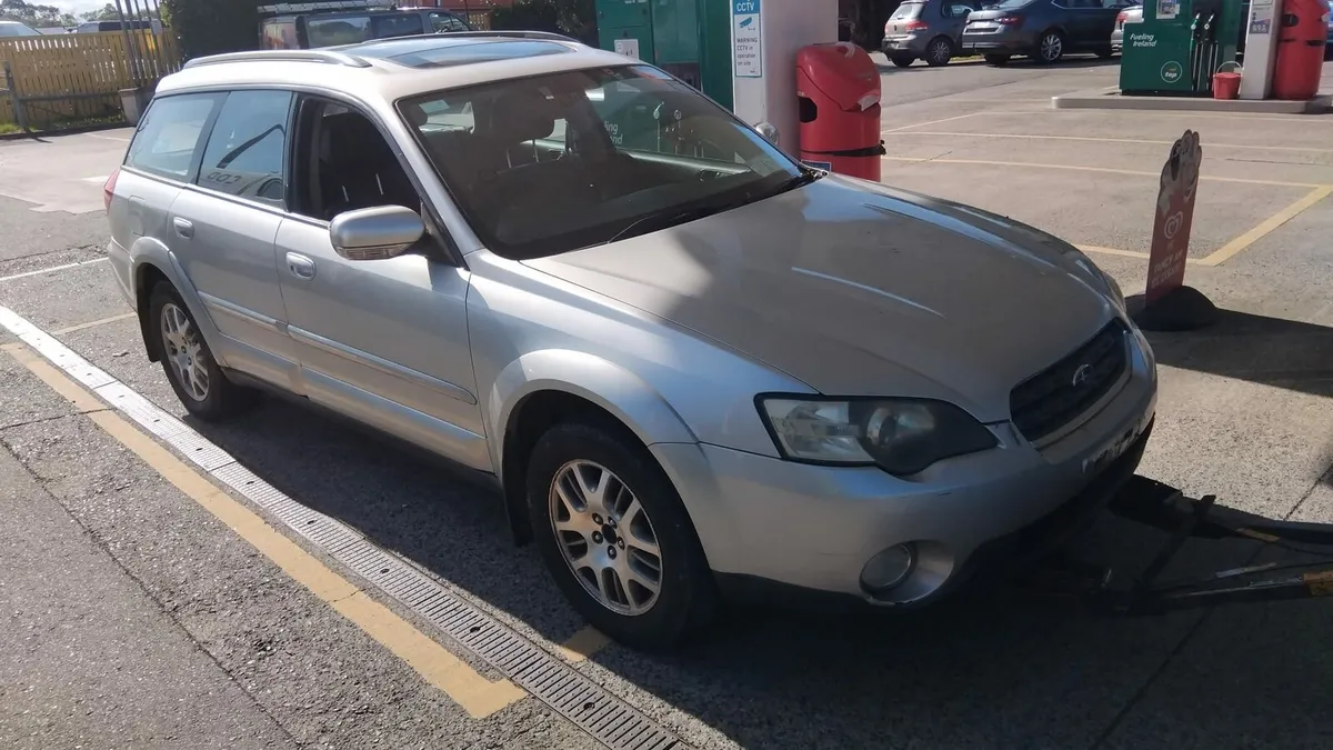 2007 subaru outback 2.5 petrol 4x4 automatic - Image 1