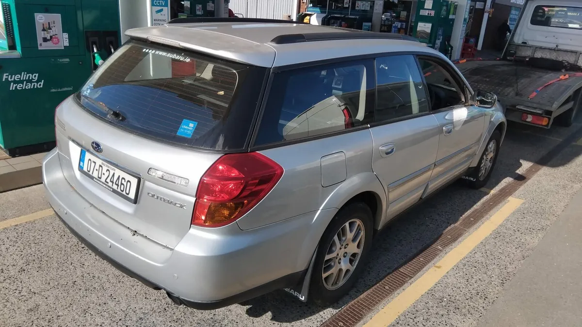 2007 subaru outback 2.5 petrol 4x4 automatic - Image 2