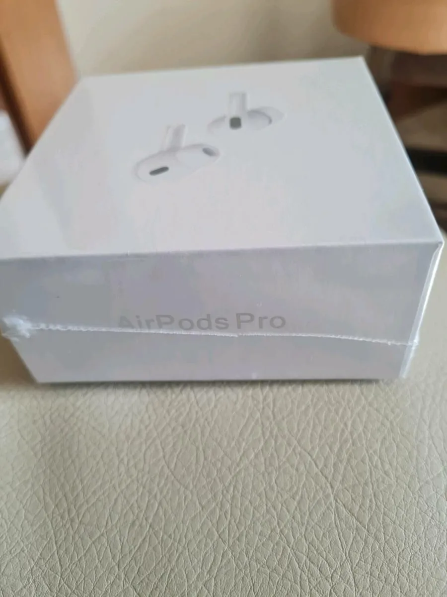 Earpods - Image 2