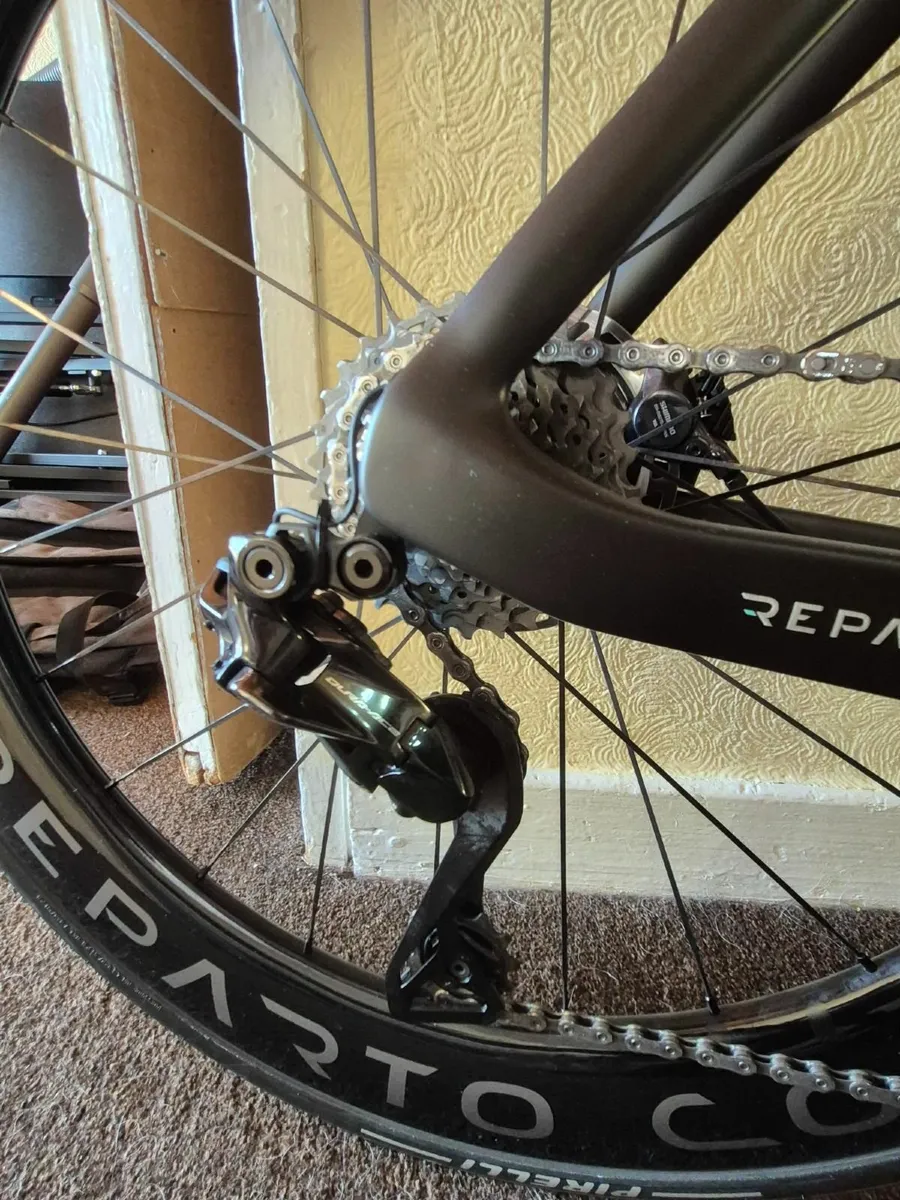 Bianchi Oltre RC road racing bike - Image 3