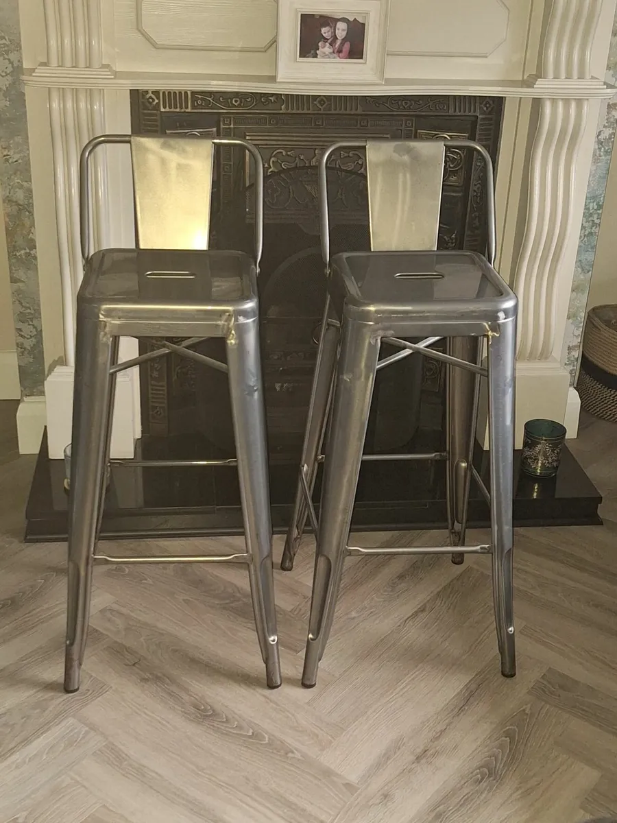Kitchen stools x 2