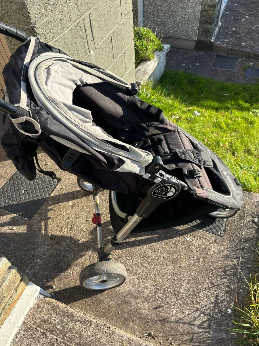City mini stroller - Image 2