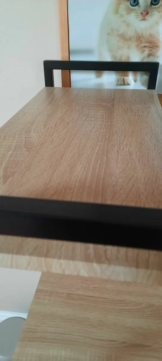 Really good quality desk - As New - Image 3