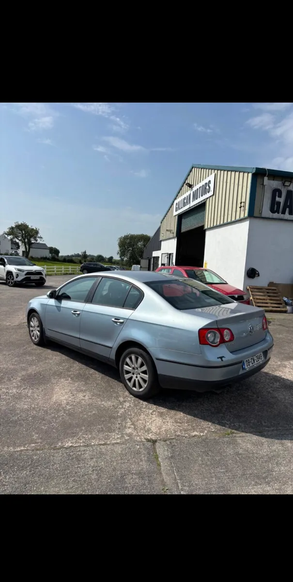 Volkswagen Passat 2008 - Image 3