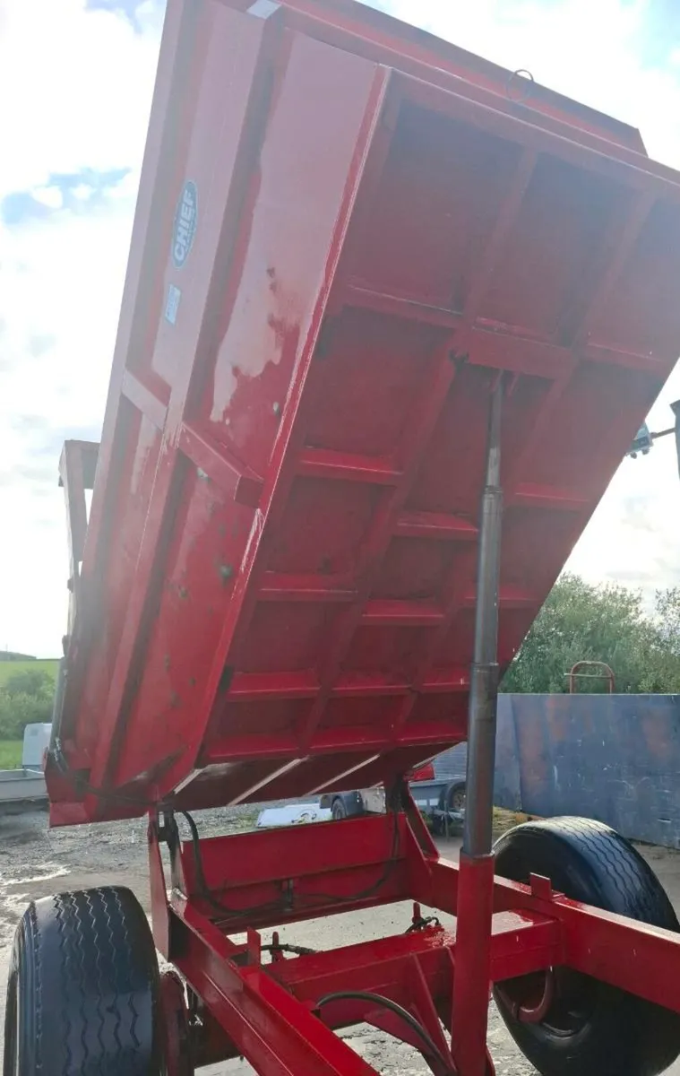 Cheif 8 ton dump trailer - Image 3