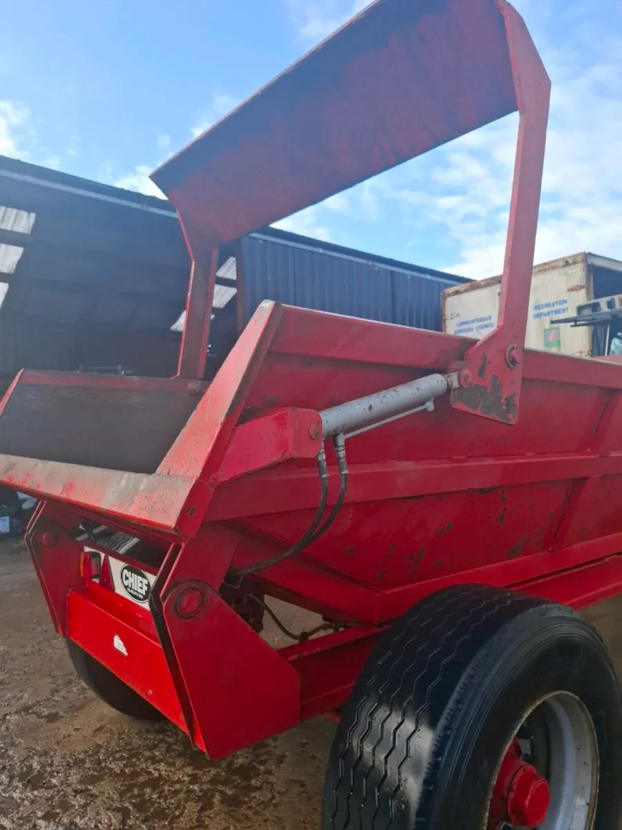 Cheif 8 ton dump trailer - Image 4