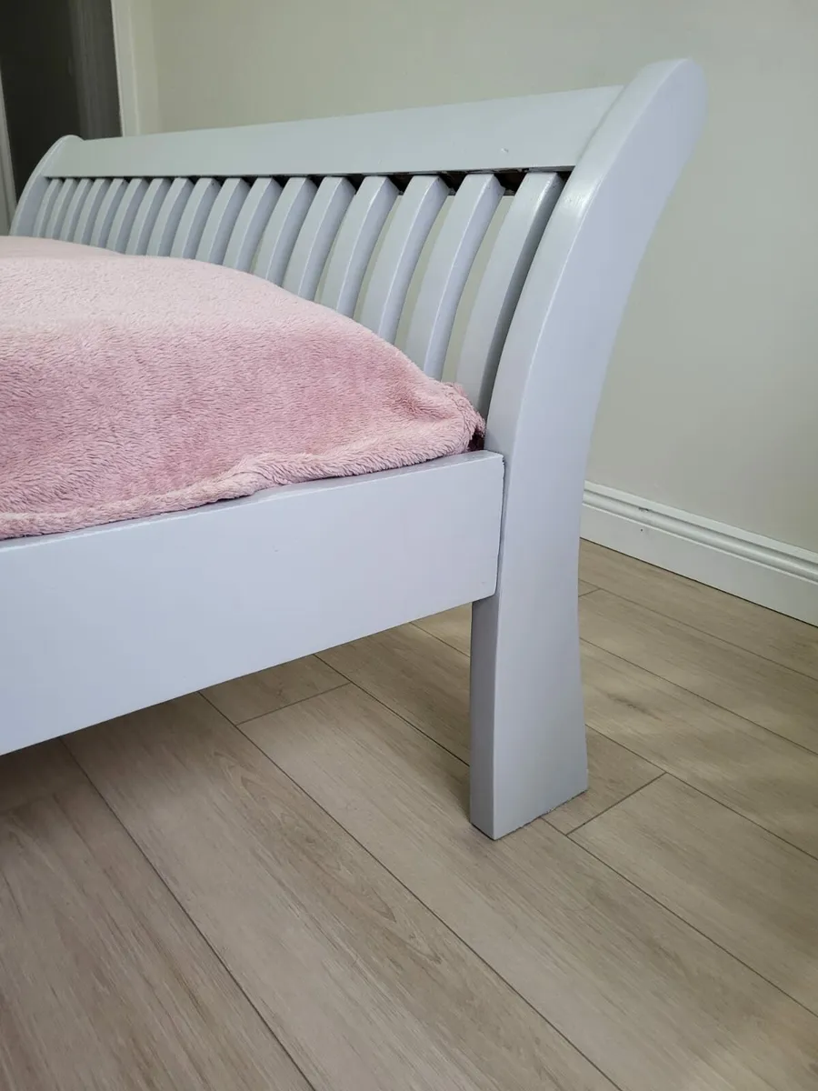 Bed frame - Image 4