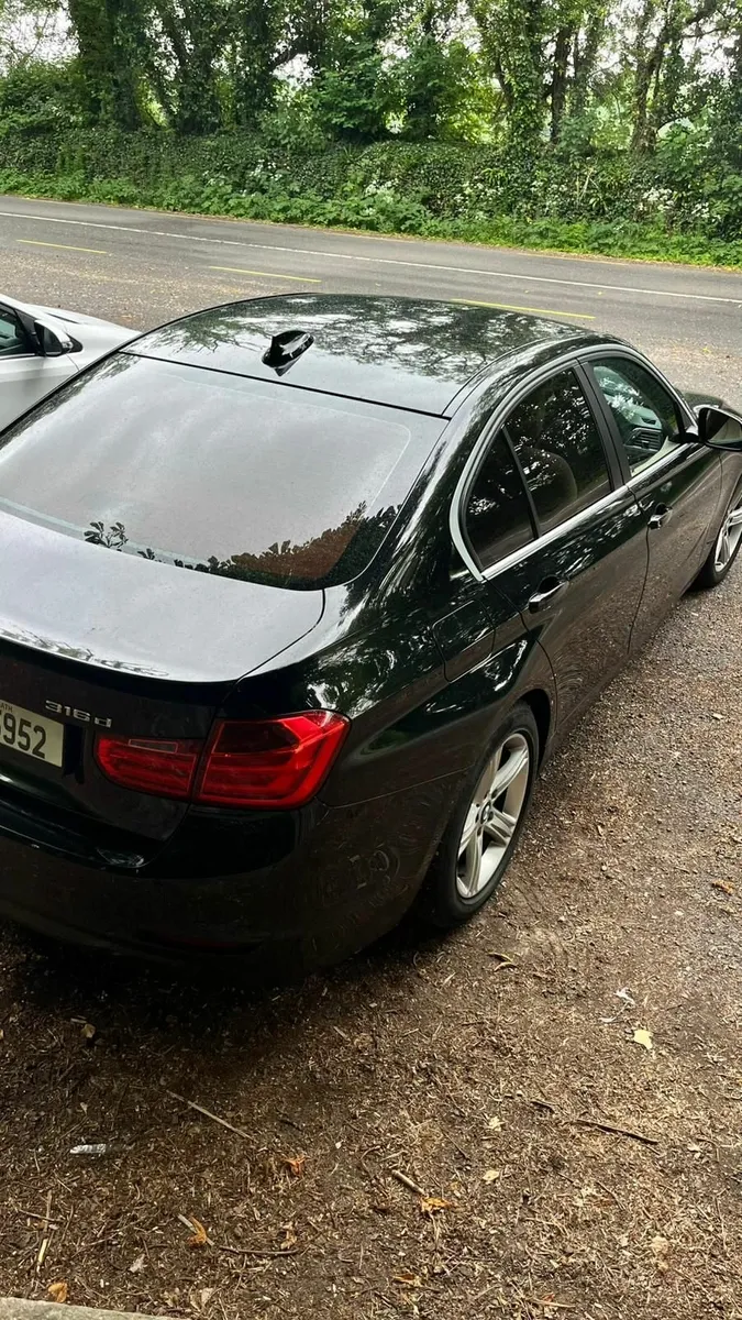 BMW 3-Series 2013 - Image 3