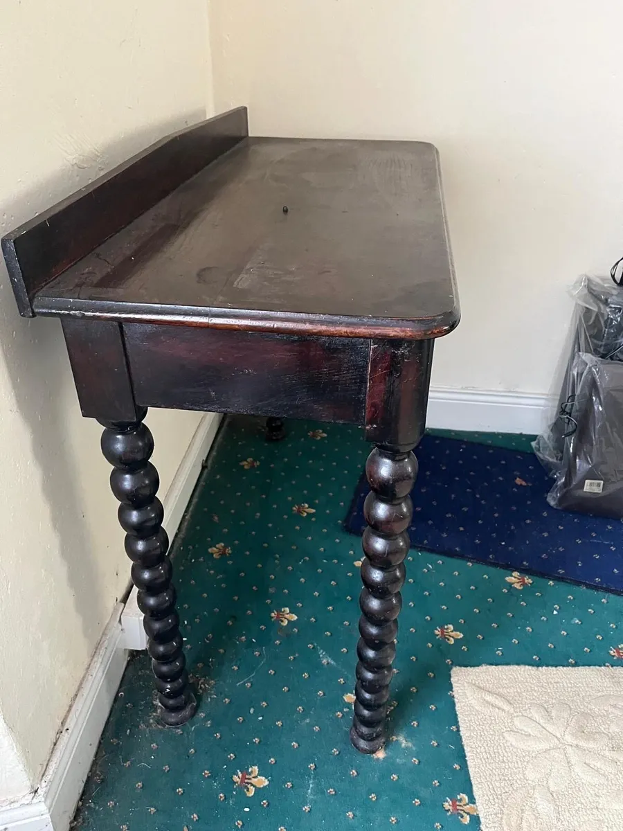 Mahogany 1840 Side table with twisted legs - Image 2