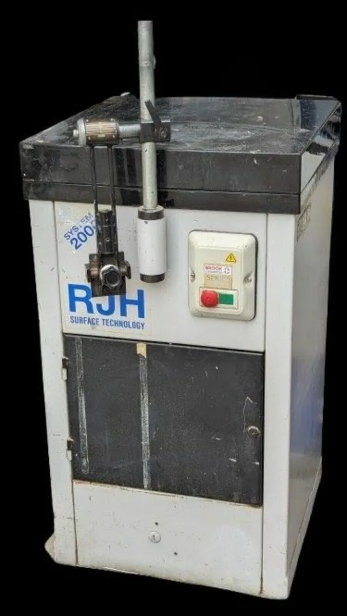 RJH Bear Toolgrinder. - Image 1