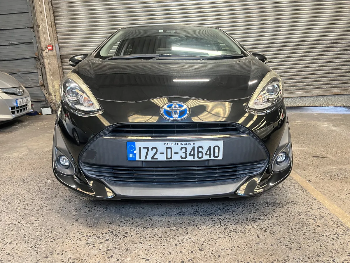 Toyota Aqua 2017 top specs - Image 3