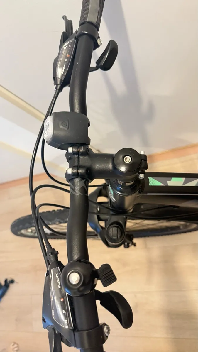 Nearly new bike - Image 4