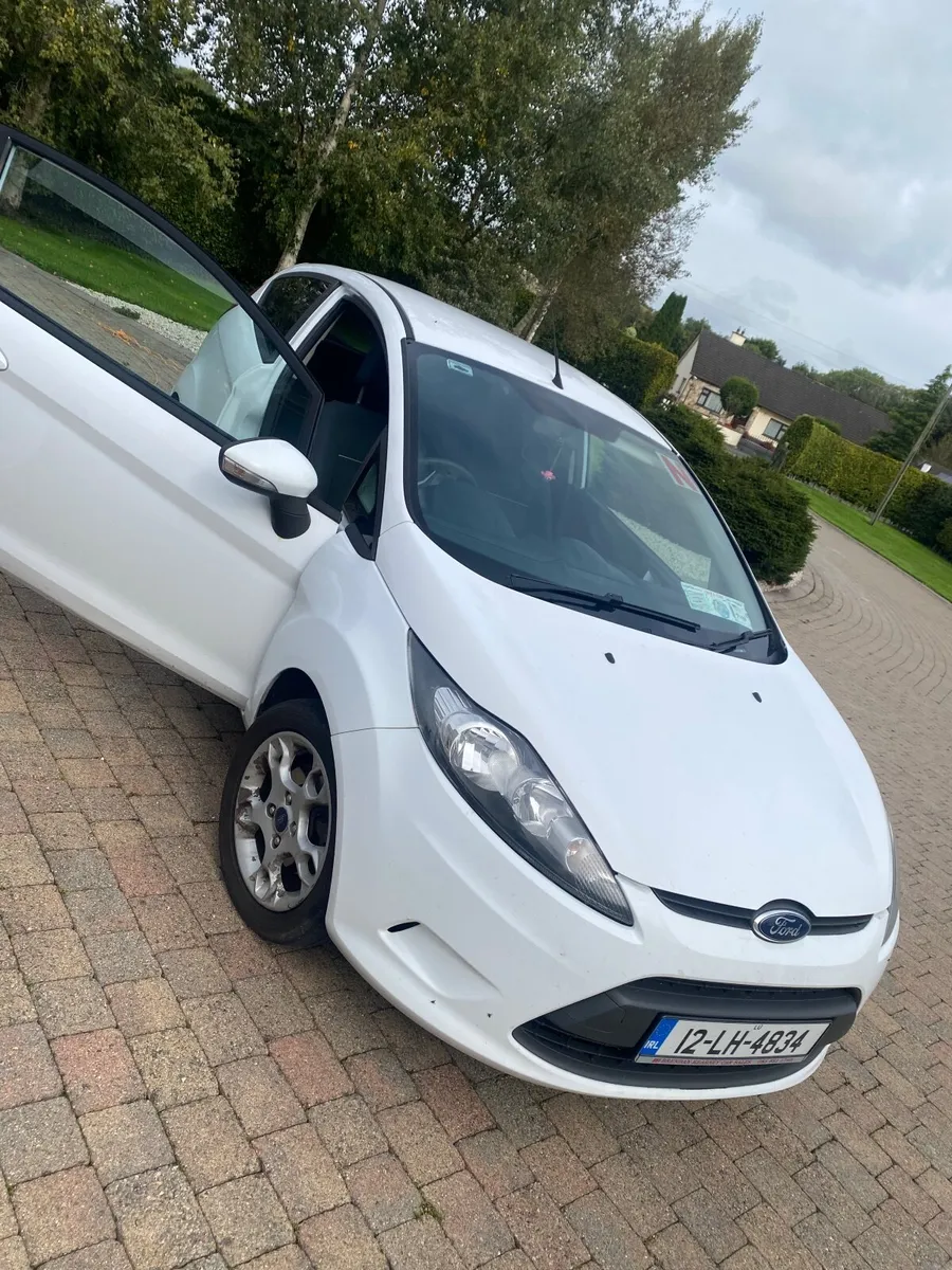 Ford Fiesta 2012 - Image 4