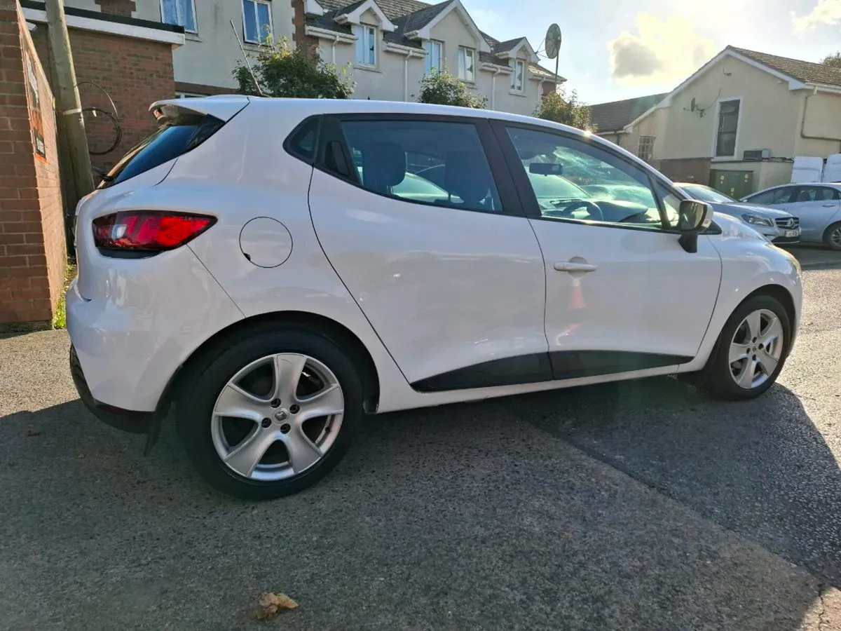 Renault clio - Image 3