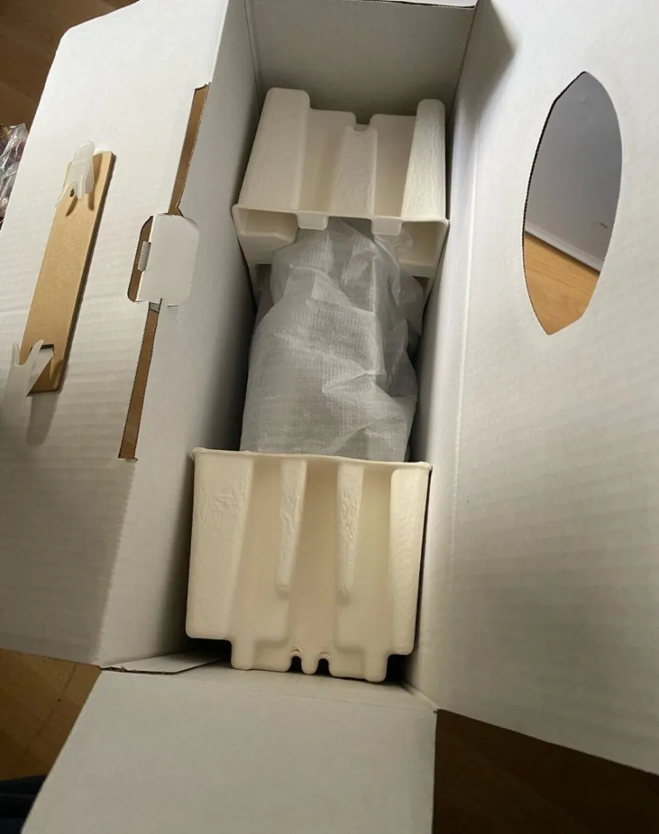 PlayStation 5 / PS5 Disc version, boxed - Image 4