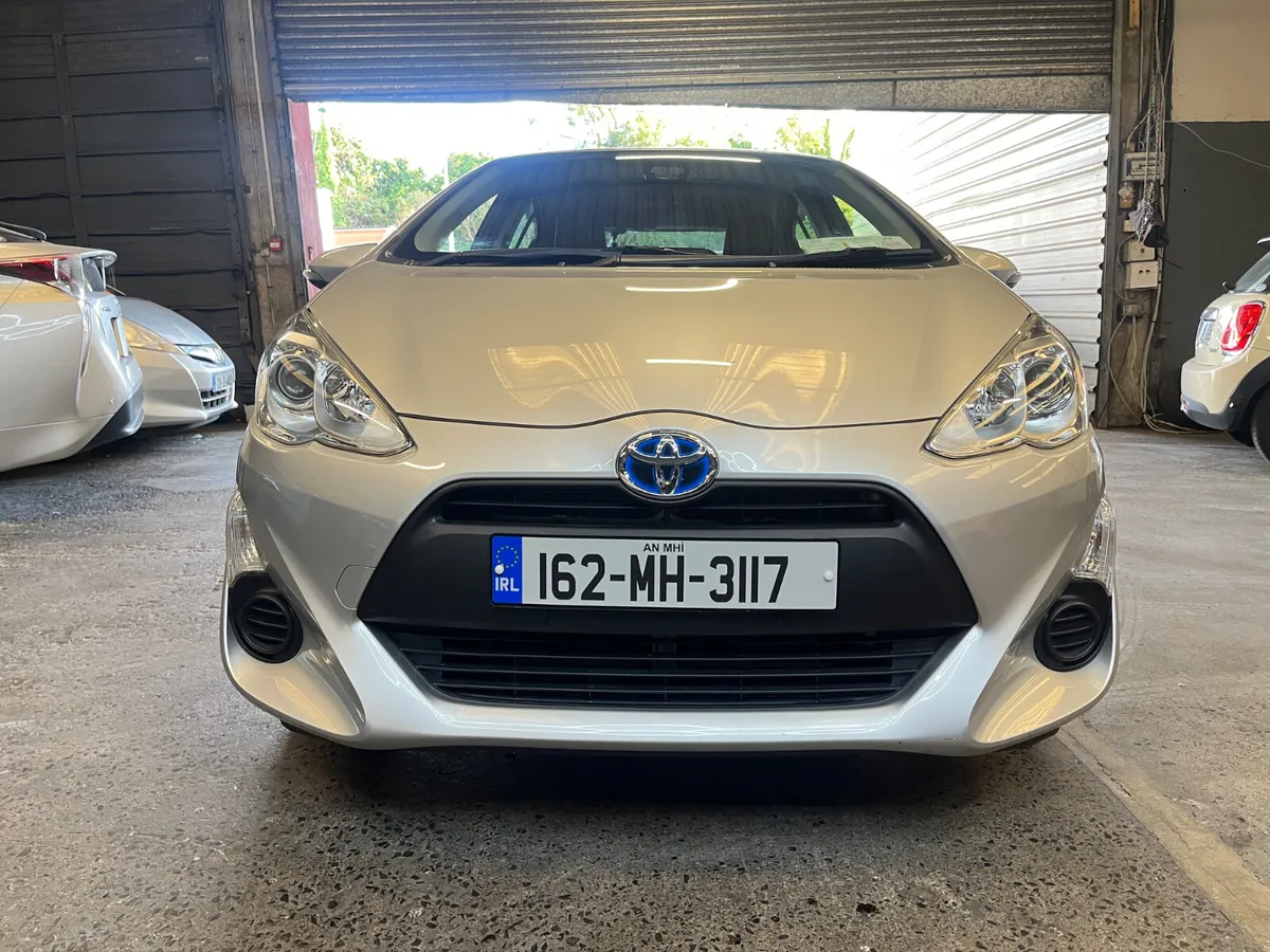 Toyota Aqua 2016 - Image 3
