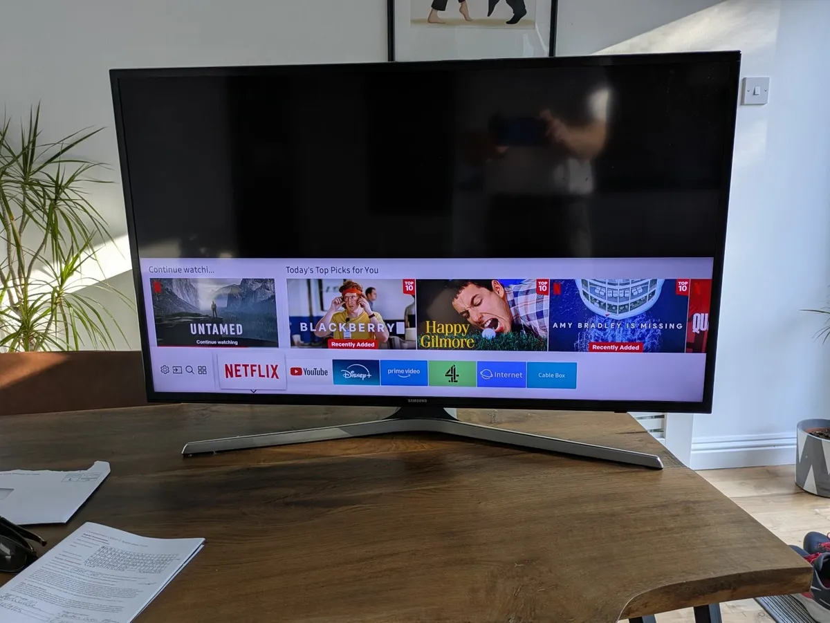 Smart tv - Image 2