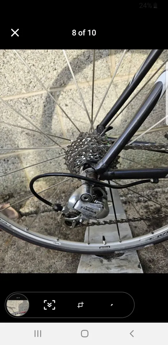 Giant road bike - Image 3