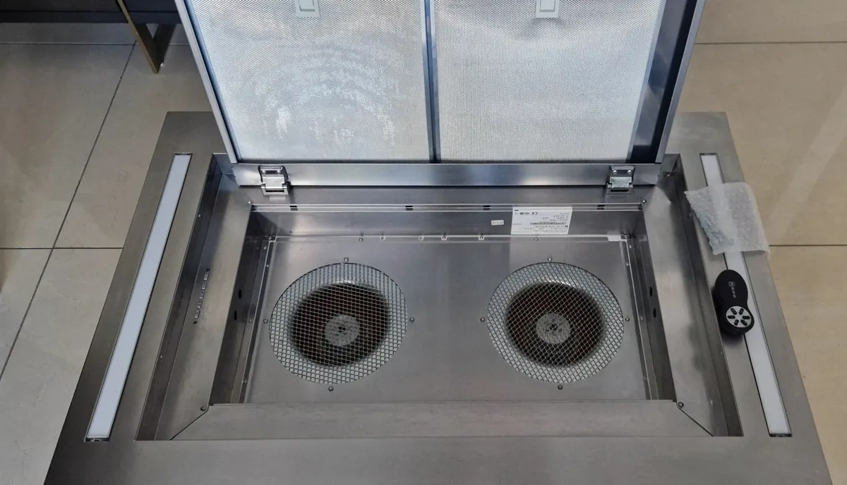 Neff Island cooker hood - Image 4