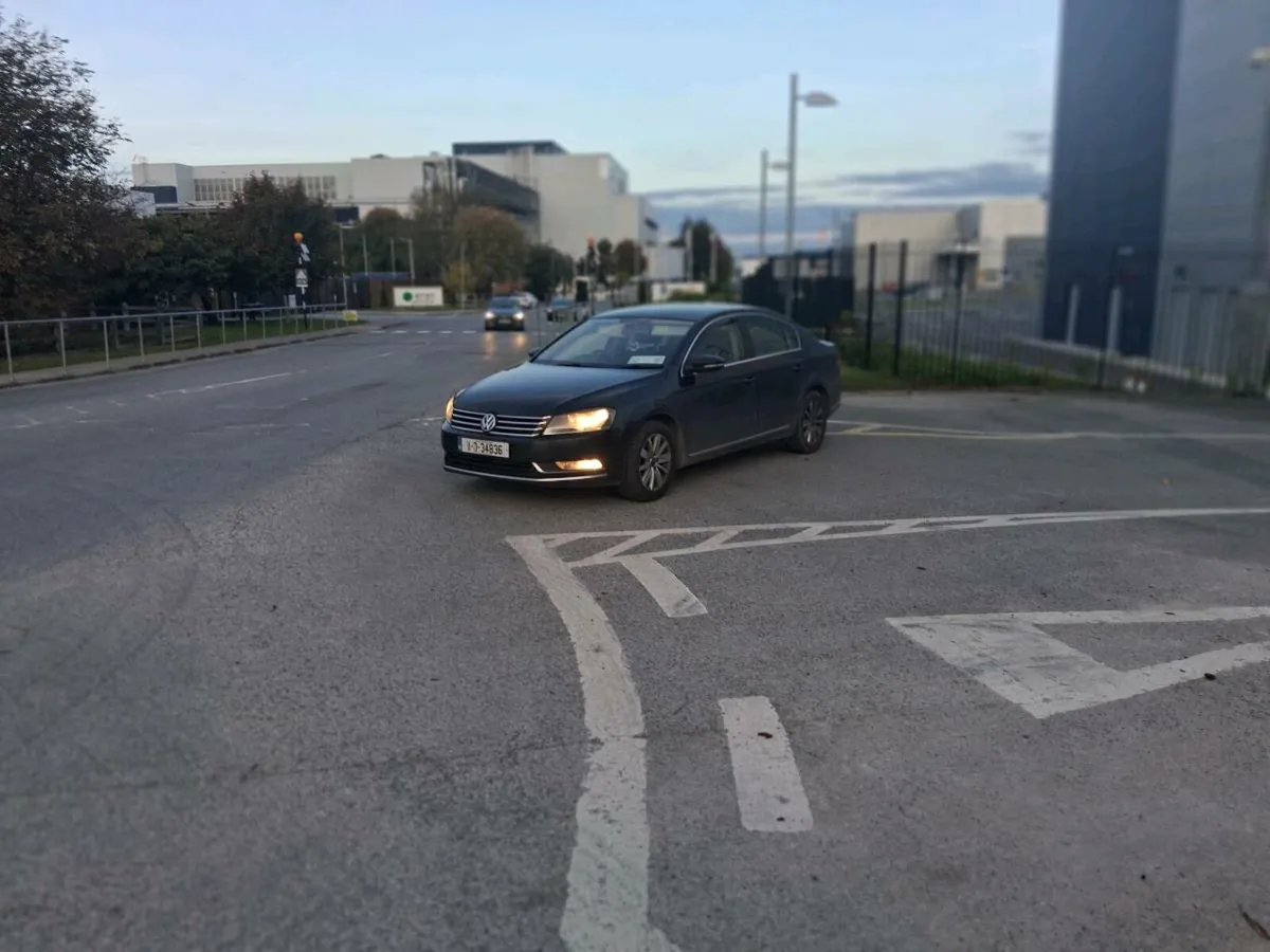 2011 volkswagon passat b7 tax and tested - Image 2